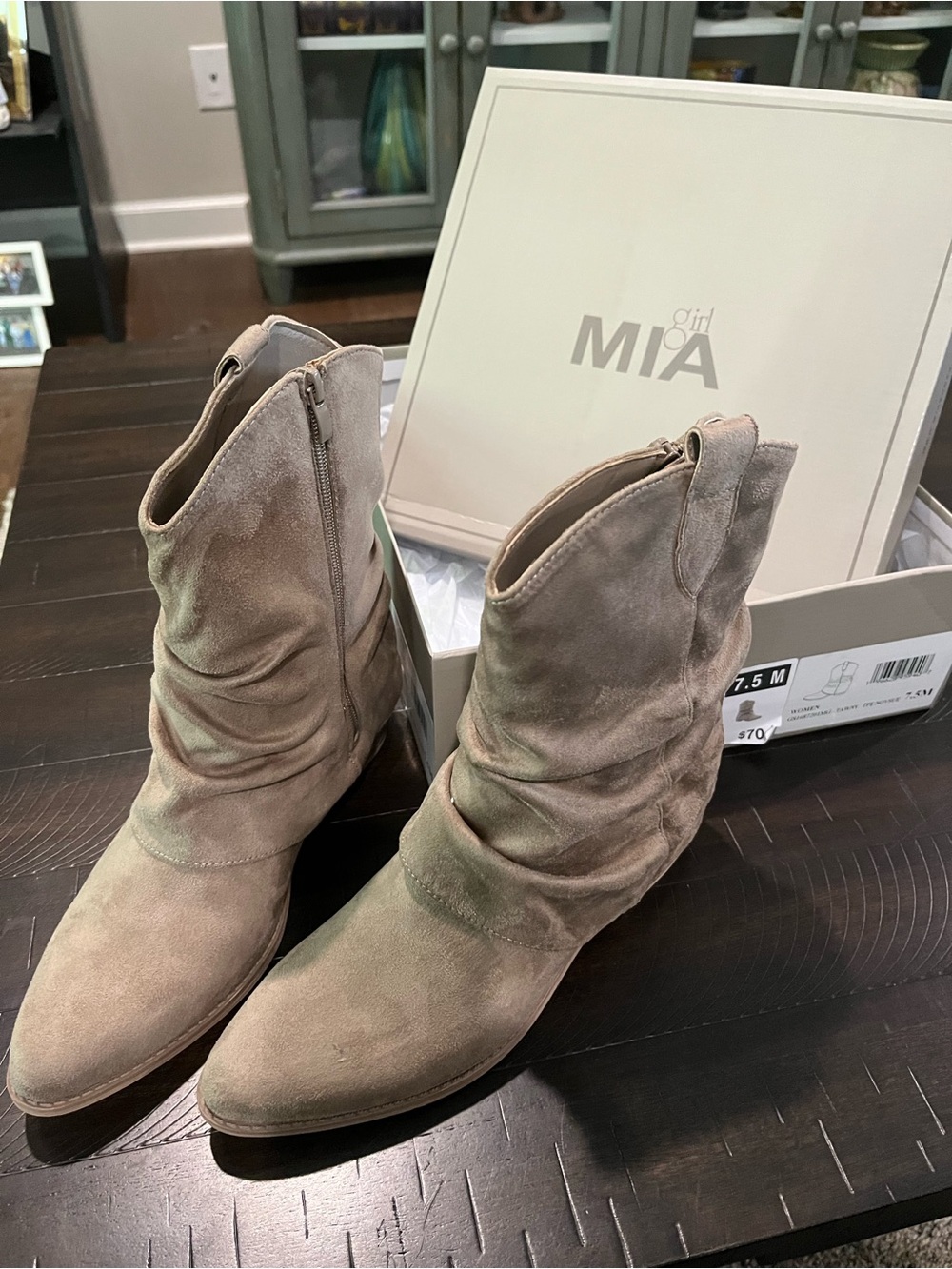 MIA Girl Women's Taupe Suede Slouch Ankle Boots size 7.5M 7.5 7 1/2 new - Picture 1 of 7